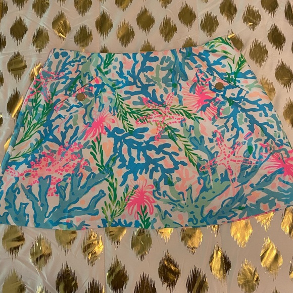 Lilly Pulitzer Dresses & Skirts - BNWT Lilly Pulitzer Coral Bay Madison Skort